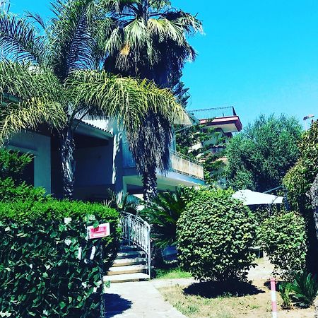 Villa Susanna B E B Brindisi Exterior photo